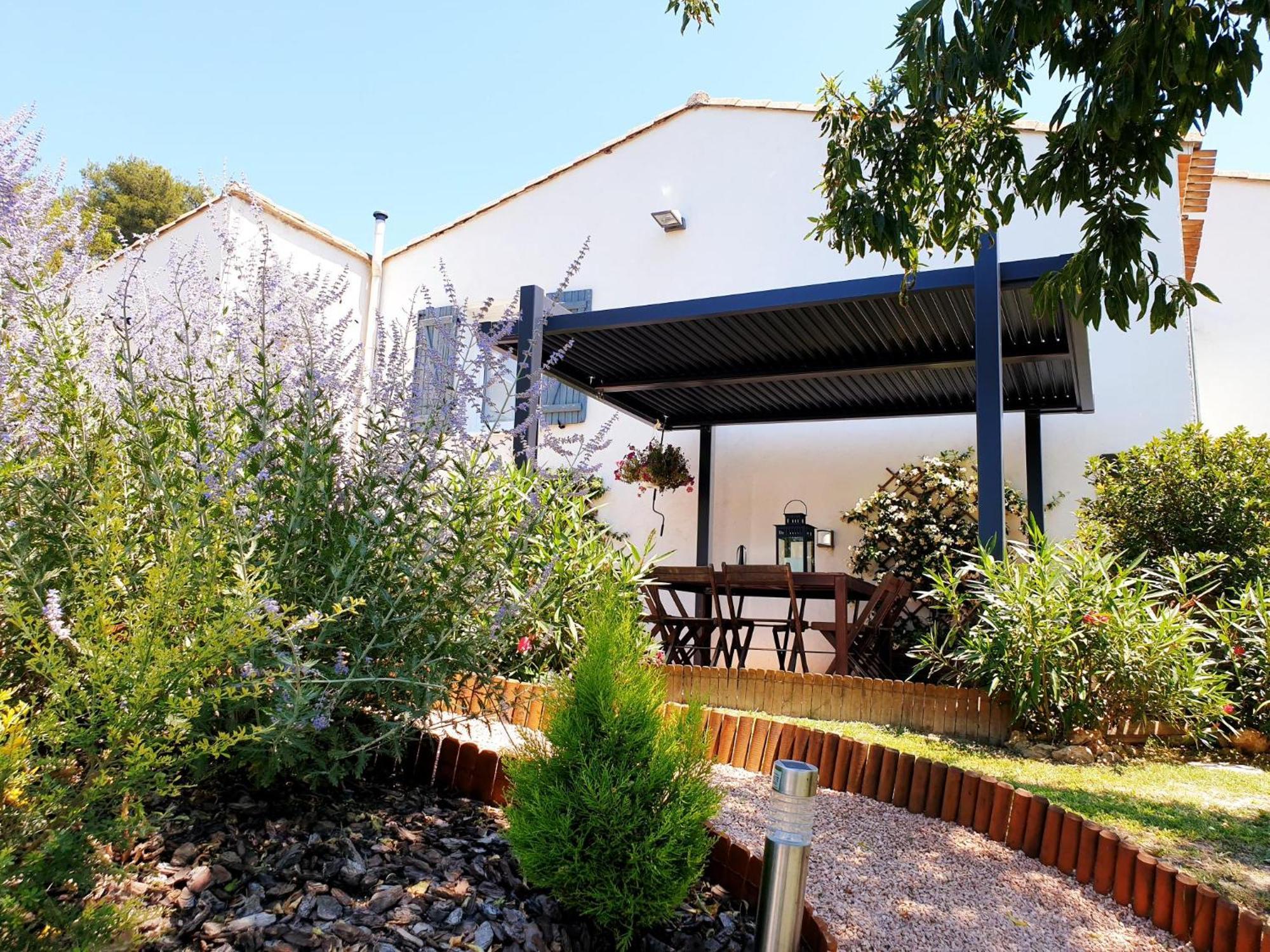 Les Prairies De Fenestrelle Spa & Piscine Au Calme オーバーニュ エクステリア 写真